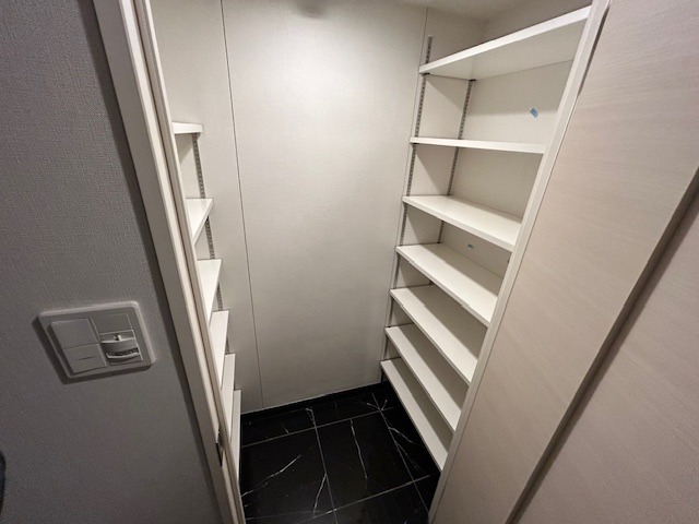 レジディア板橋本町プレイス14階 収納