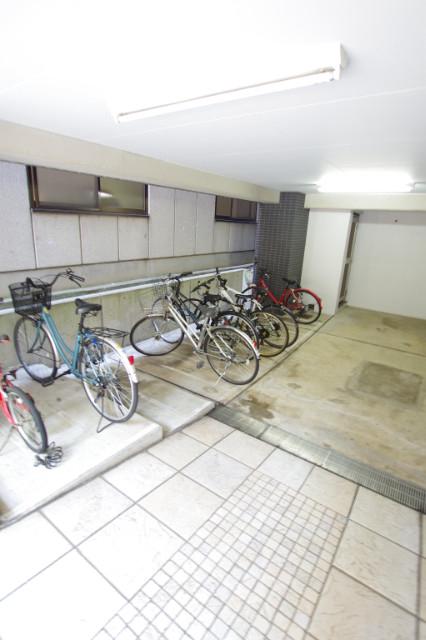 ブライズ御茶ノ水1階 エントランス