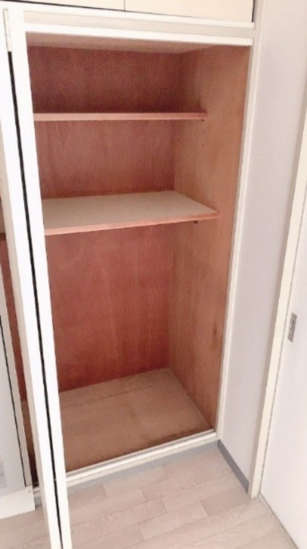 エヴェナール方南町3階 収納