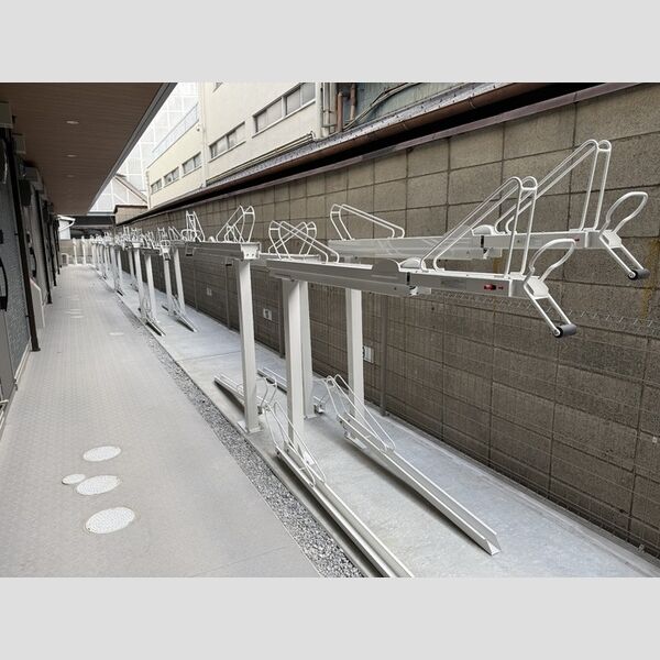 セレスティア白鳥 駐輪場