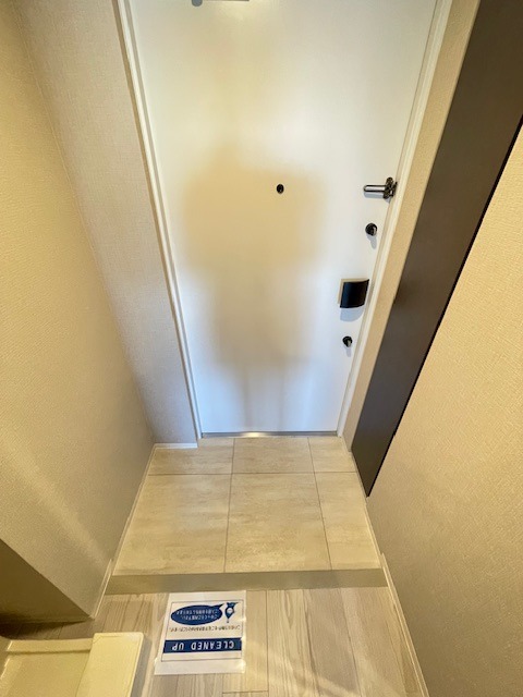 ドゥーエ二子新地6階 玄関