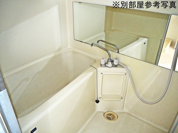 ビューハイツ田奈201号室 お風呂