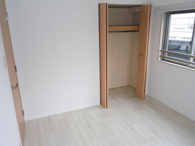 サンシャイン柏の葉2階 収納