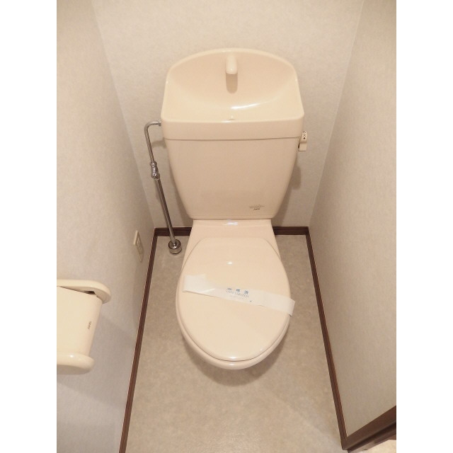 アンプルール フェール ヨシノ 内観