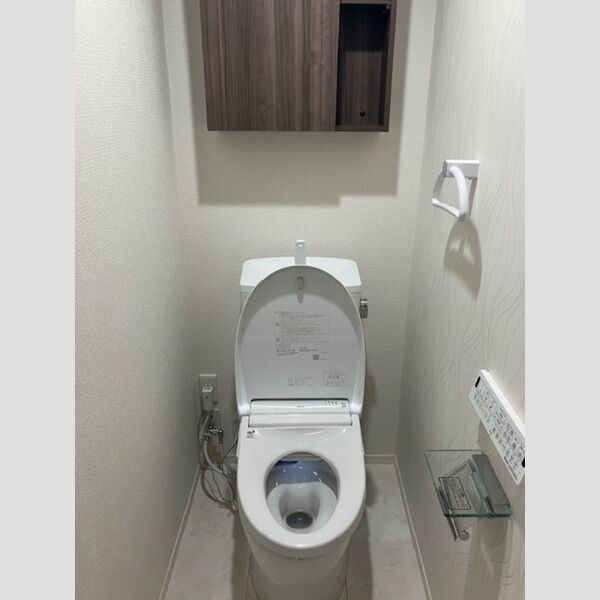 ノーブルラフィネ白幡201号室 温水洗浄暖房便座