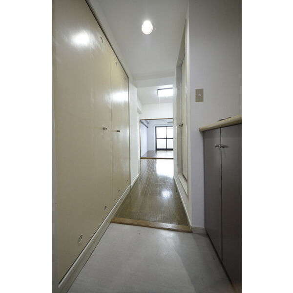 ブルーリーフ・K0413号室 玄関