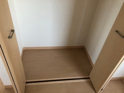 エムグランデ 収納