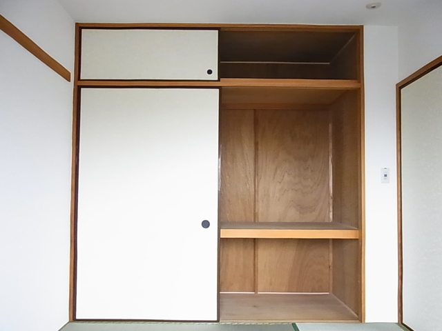 シャルム湘南0303号室 収納