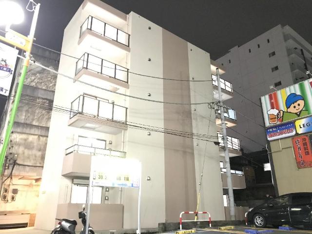 ＧｒａｎｄｙⅢ00302号室 外観写真（夜）