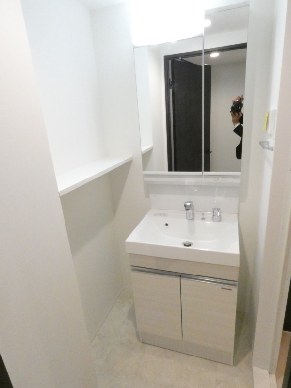 パークヴィラ六町3階 洗面