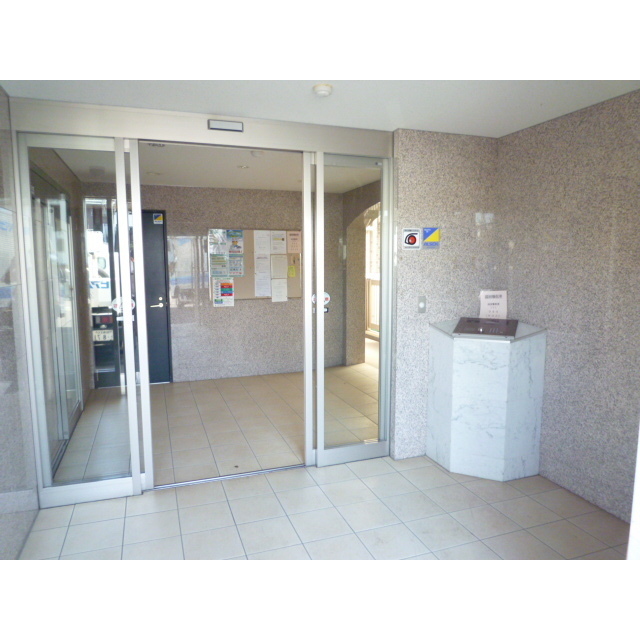 フォンティーヌ・シャンテ102号室 外観