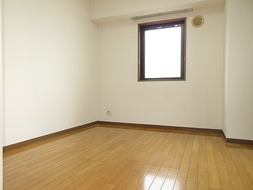 クレアシオン六本木 洋室（内装前）