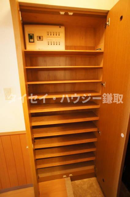 ラフィーネ・なかにし 大き目の下駄箱になってます