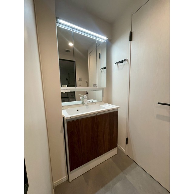 ハイラーク木場703号室 内観