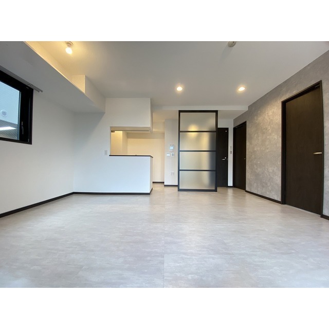 ＧＡＲＢＯ　ＦＵＪＩＳＡＷＡ703号室 リビング