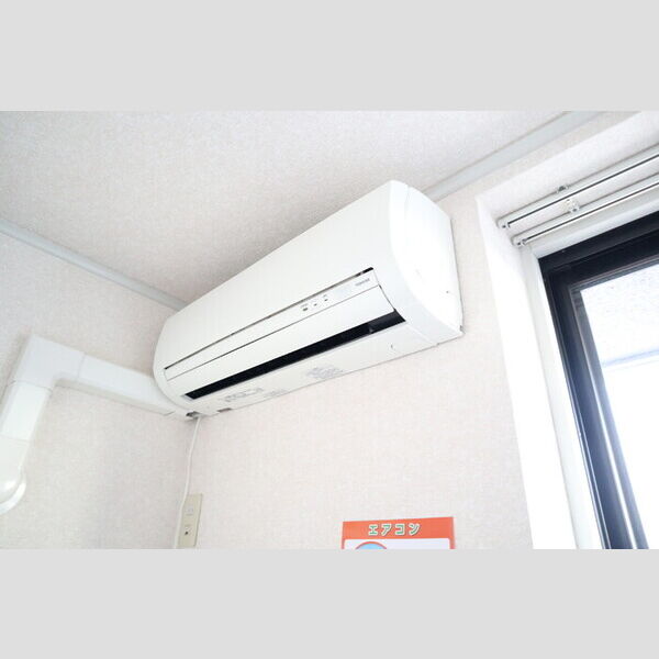 ヴァンベール東川口　Ⅰ/Ⅱ/ⅢⅢ301号室 エアコン