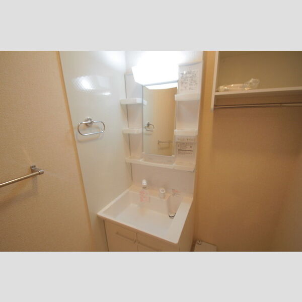 LUCIA(ルチア)202号室 洗面