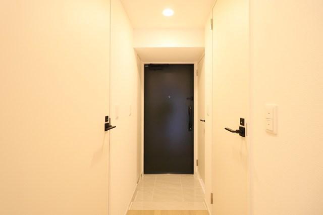 WORVE横浜伊勢佐木町10階 玄関