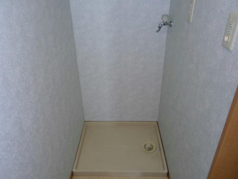 モラダ・アケボノ2階 洗濯機置場