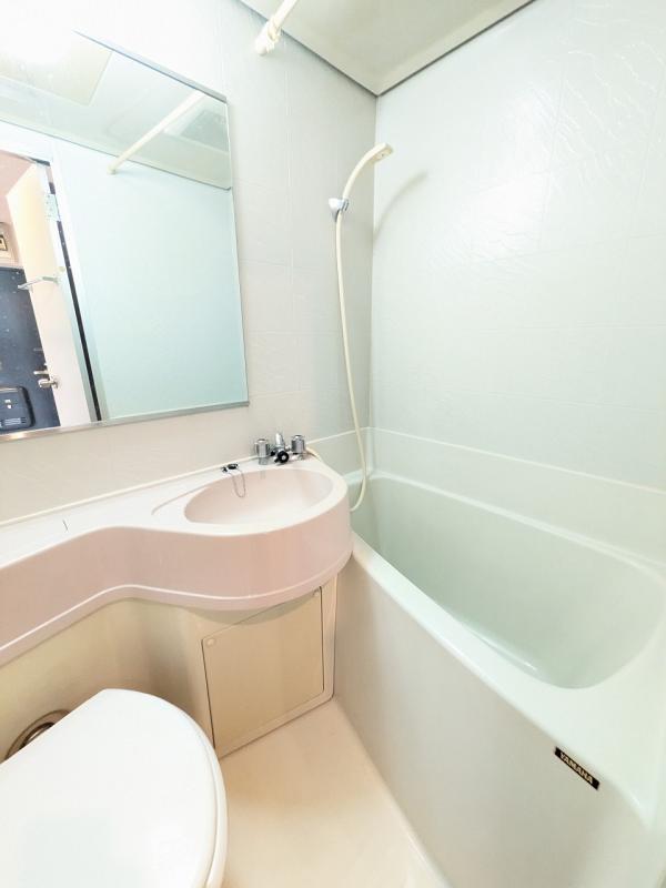 ＲＯＳＥ　ＧＡＲＤＥＮ　Ｒ１２番館(R-012)2階 バス