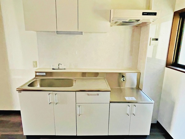 ダイヤハイツ101号室 キッチン
