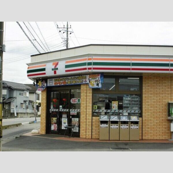 ペイサージュ宮前205号室 コンビニエンスストアまで186m