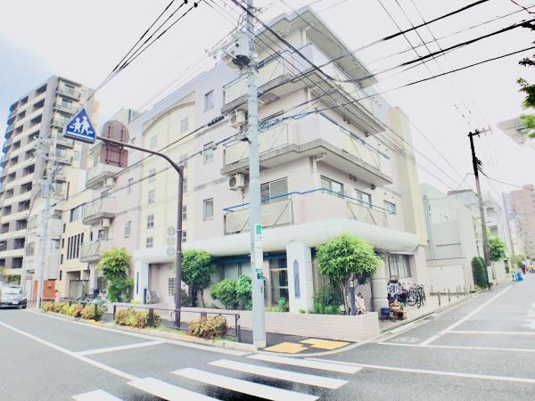 グランデュール六義園3階 外観