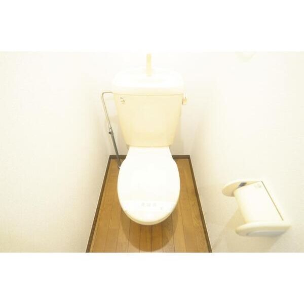 エステート千歳烏山 トイレ