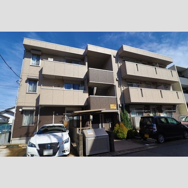 エミナーレ302号室 外観