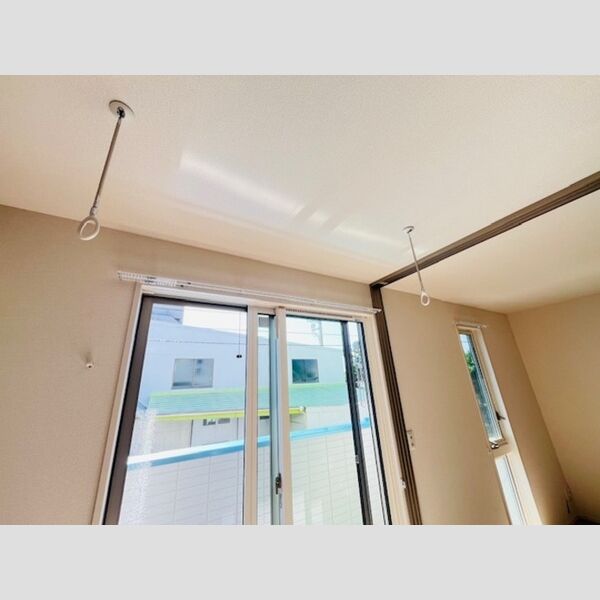 D'Bless湘南辻堂202号室 室内物干し