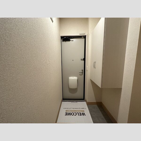 ラ・プランタン201号室 玄関