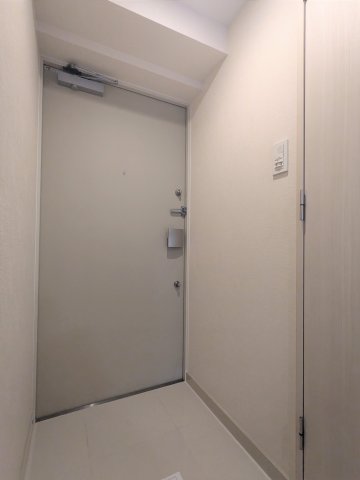 ケーディーエックスレジデンス豊洲213号室 玄関