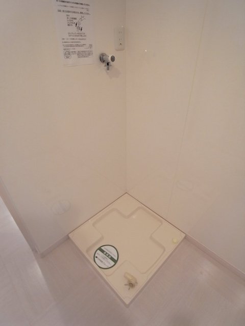 ＳＨ弘明寺1階 室内洗濯機置場