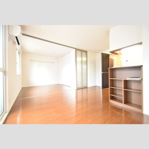 エスポワール文京 リビングダイニングと居室