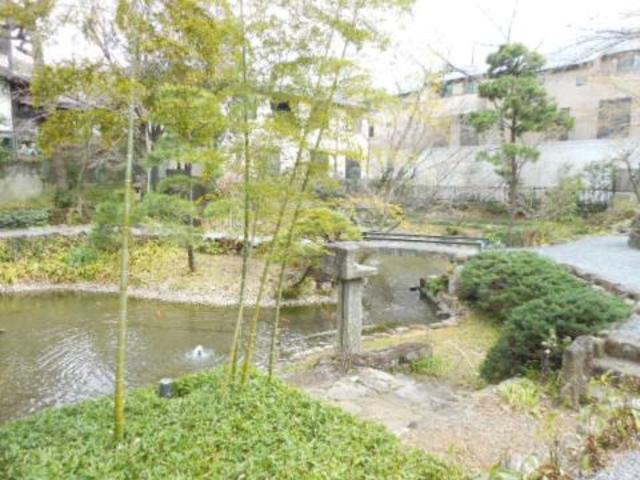 フローラル豊島園 【その他】向山庭園まで694ｍ