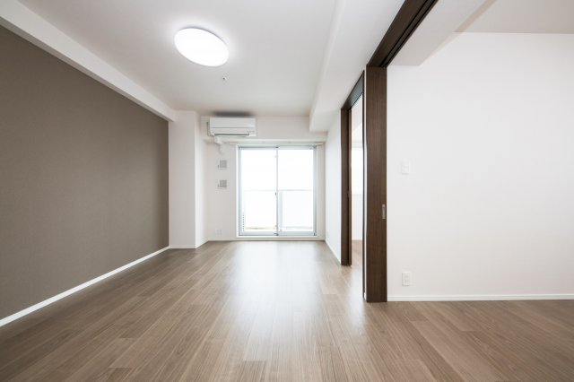 リビオメゾン南砂町1310号室 リビング