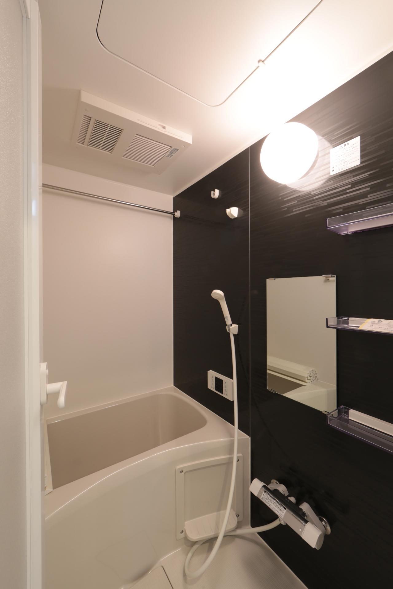 シャトレ生田緑地101号室 追炊・オートバス＆浴室乾燥機付きのフル装備です♪