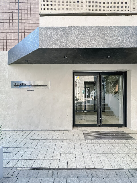 レジディア本郷菊坂プレイス4階 エントランス