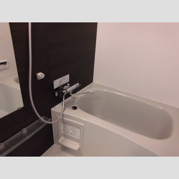 ハピネスⅢ205号室 浴室