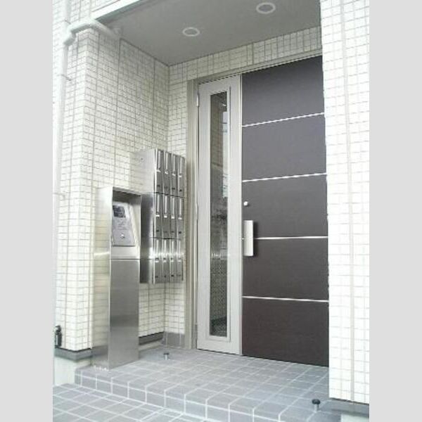 レジデンス・ミナ エントランス