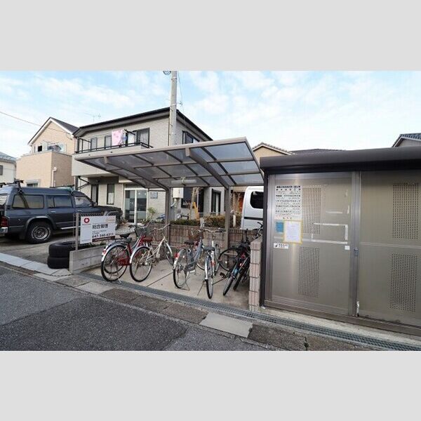 グランシャリオ　B 駐輪場