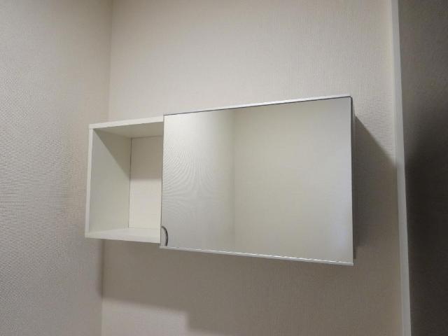 ＪｕｈａｍｏａⅠ　-ジュハモア- トイレ戸棚（鏡付）