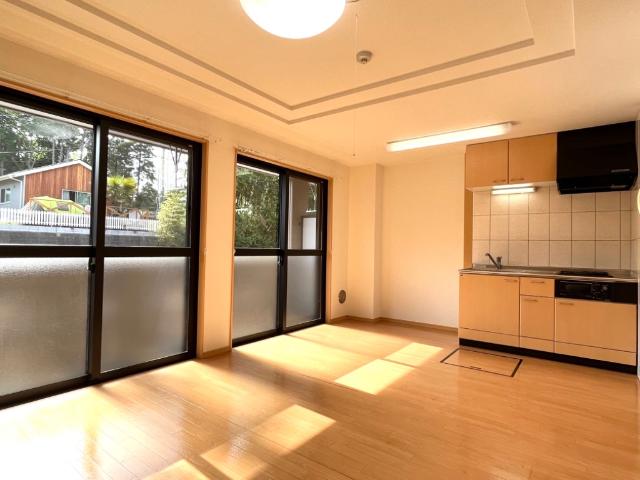 ディア・コート・ST リビング