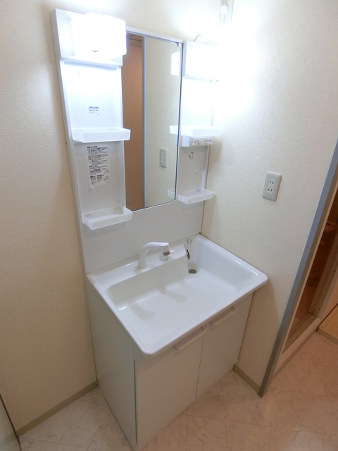 カサベルデポラール0303号室 洗面