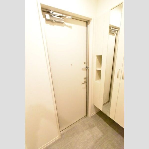 サテライト海老名 玄関