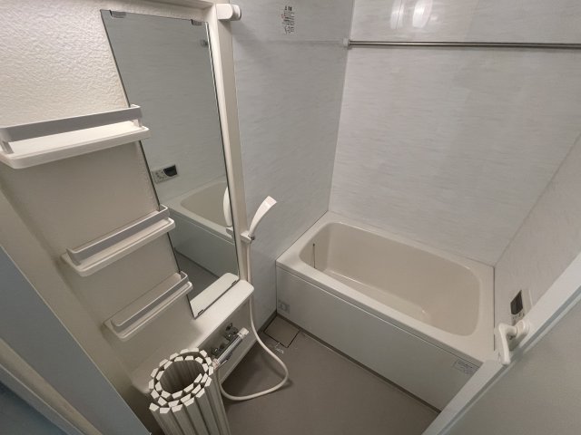 ガーデン板橋氷川町718号室 お風呂