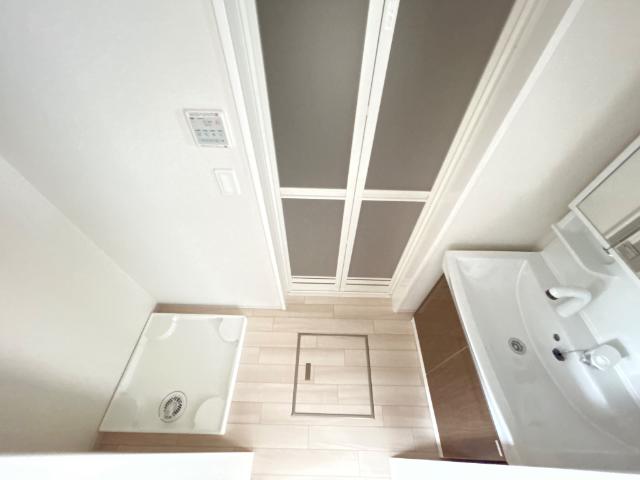 クレリア102号室 バス