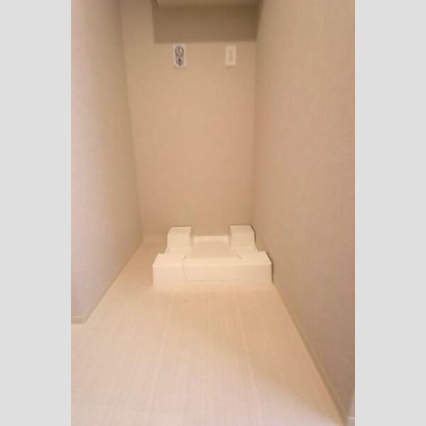 サンジョイアゼロ107号室 洗濯機置き場