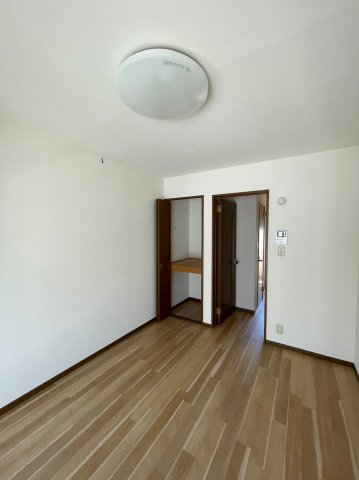 リス・デラ・バレ203号室 おしゃれなリビングです