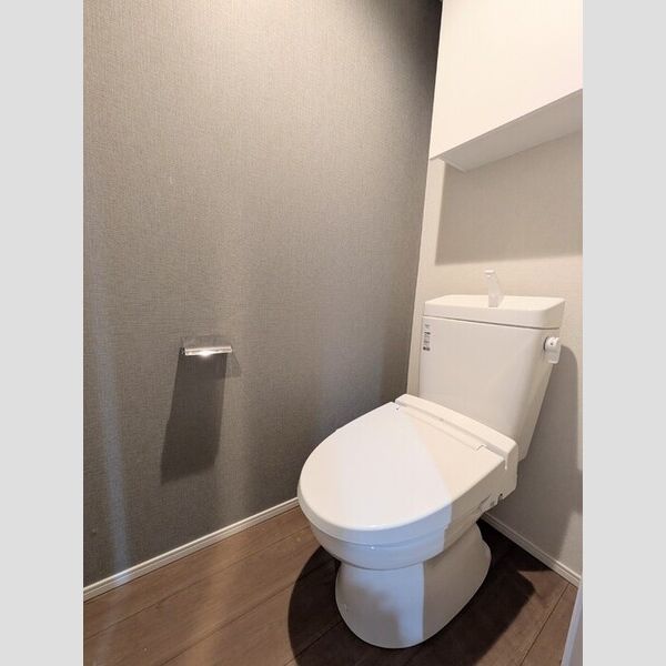ロイジェント潮見0510号室 トイレ